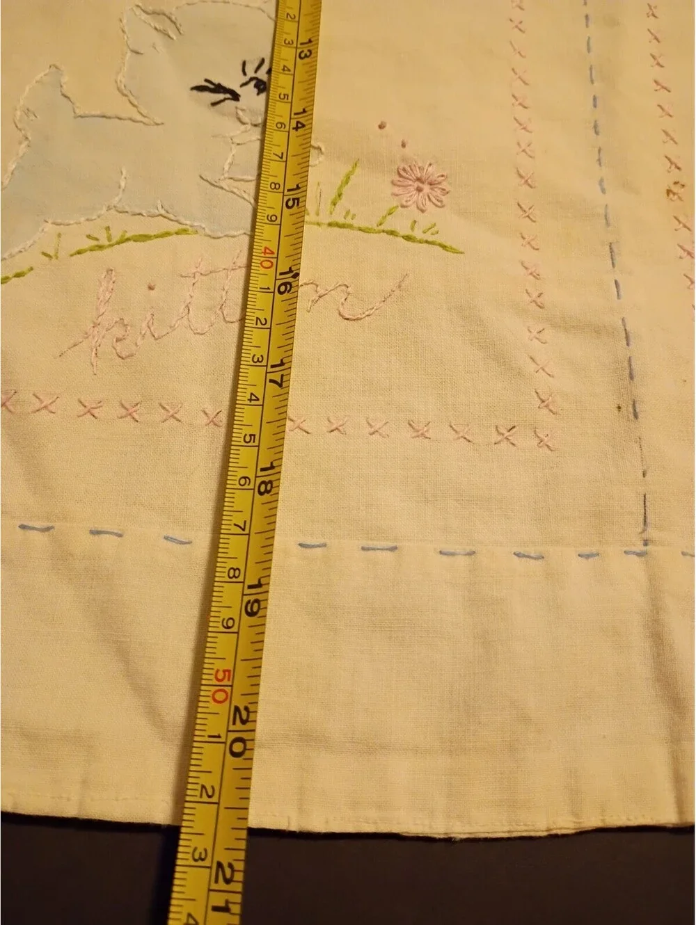 Vintage 50s Handmade Embroidered Baby Doll Quilt Blanket 20.5x16